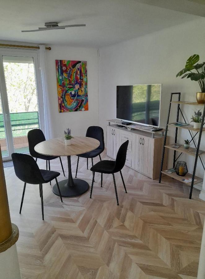 Appartement Aux Alyscamps 2, Climatisation, Wifi, Parking Arles Exterior photo